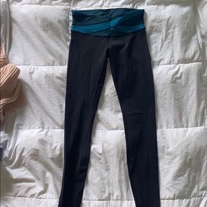 Black Lululemon Legging Size 6